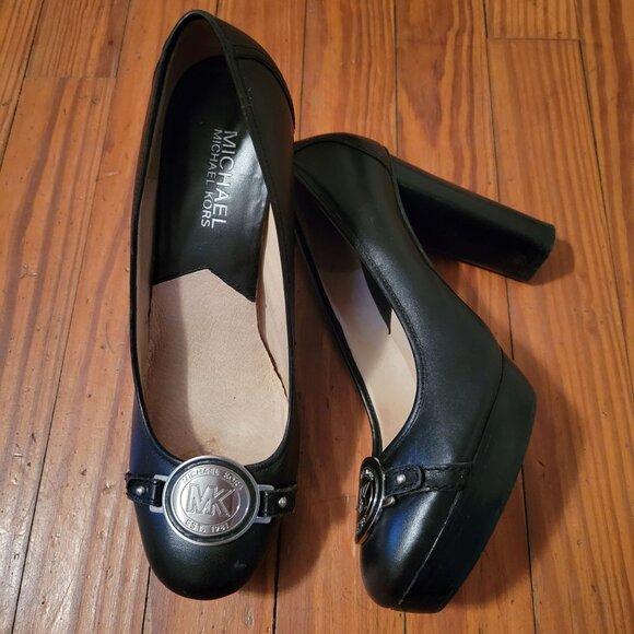 Michael Kors Black Leather Platform Heels Size 7M Silver MK Logo Detail - Picture 1 of 10